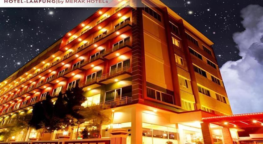 Asoka Luxury Hotel Bandar Lampung Exterior photo